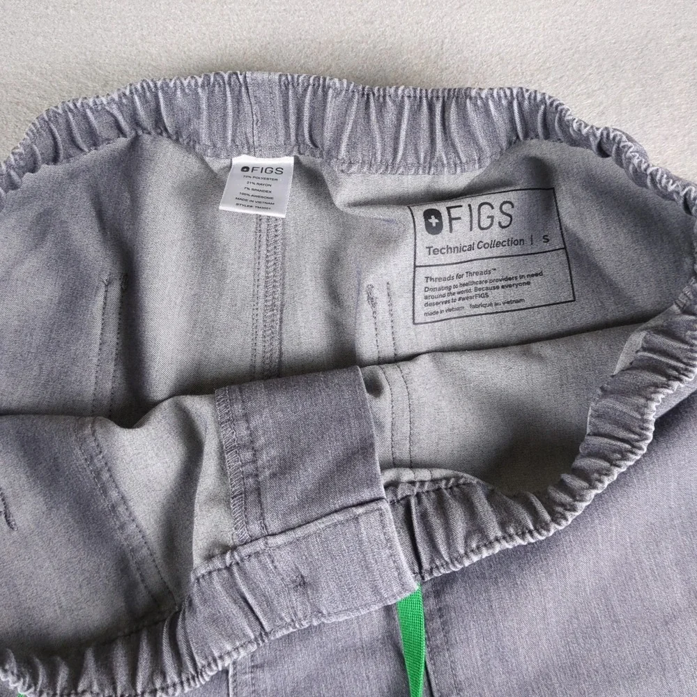 Figs Cairo Cargo Scrub Pants Mens Small Graphite Gray Straight Leg Technical